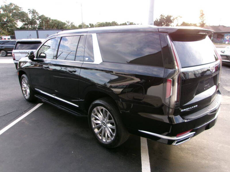 2022 Cadillac Escalade ESV Luxury