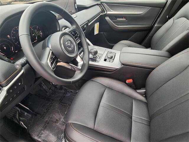 2025 Mazda CX-70 Plug-in Hybrid Premium