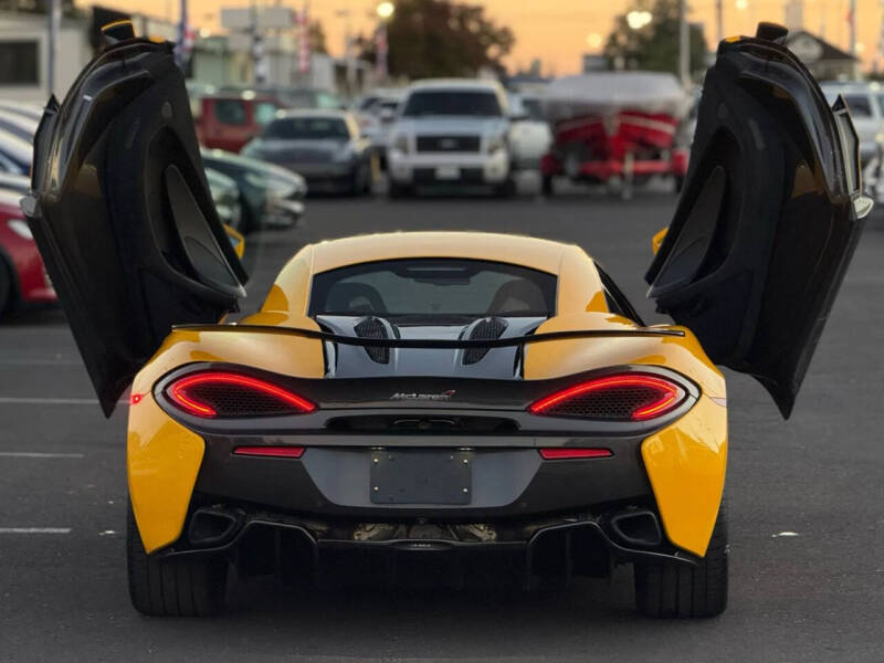 2016 McLaren 570S