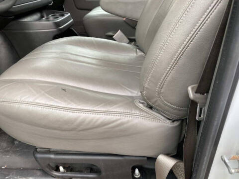 2017 Chevrolet Express 2500