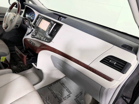 2013 Toyota Sienna