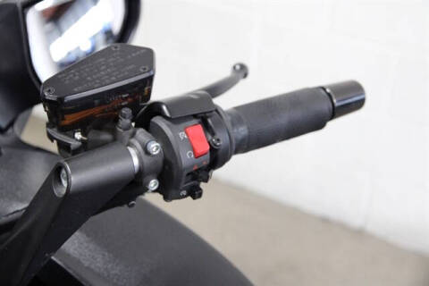2021 Kawasaki CONCOURS 1
