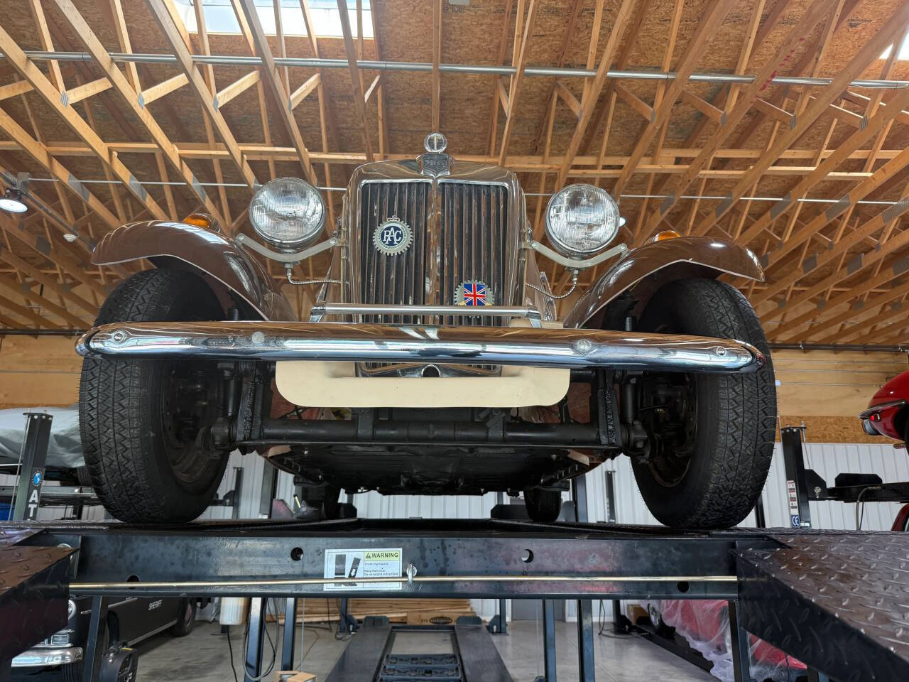 2011 Sp Constr MG Replica 44