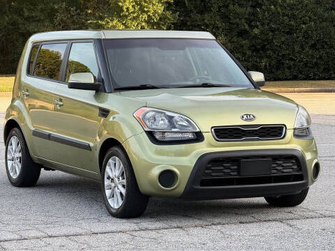 2012 Kia Soul +