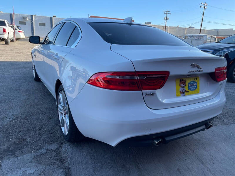 2019 Jaguar XE Base photo 15