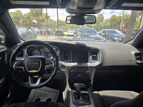 2018 Dodge Charger SXT Plus