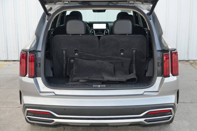 2022 Kia Sorento Plug-In Hybrid SX