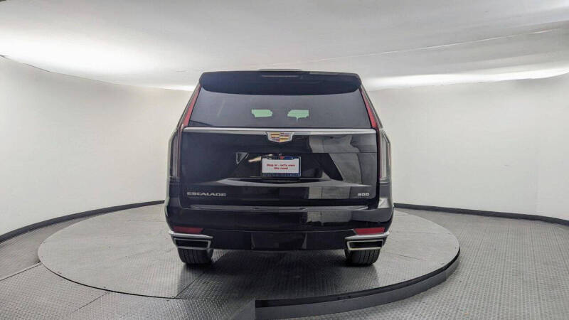 2023 Cadillac Escalade Luxury
