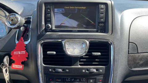 2014 Chrysler Town and Country Touring