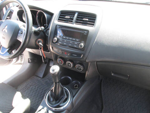 2016 Mitsubishi Outlander Sport ES