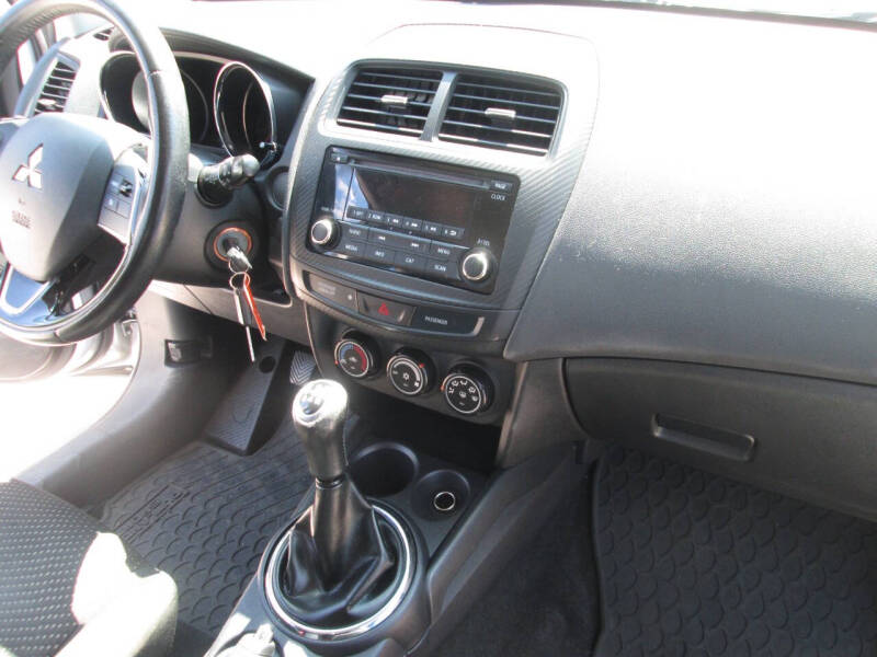 2016 Mitsubishi Outlander Sport ES