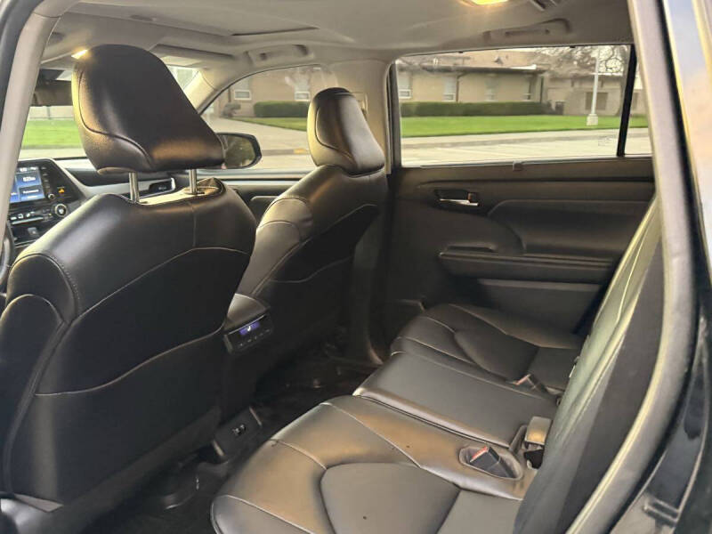 2021 Toyota Highlander XLE