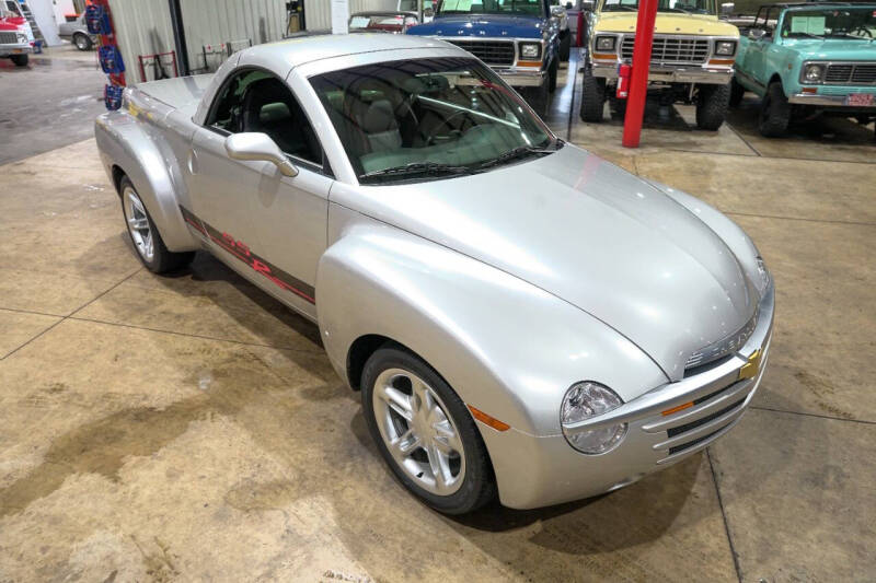 2004 Chevrolet SSR LS