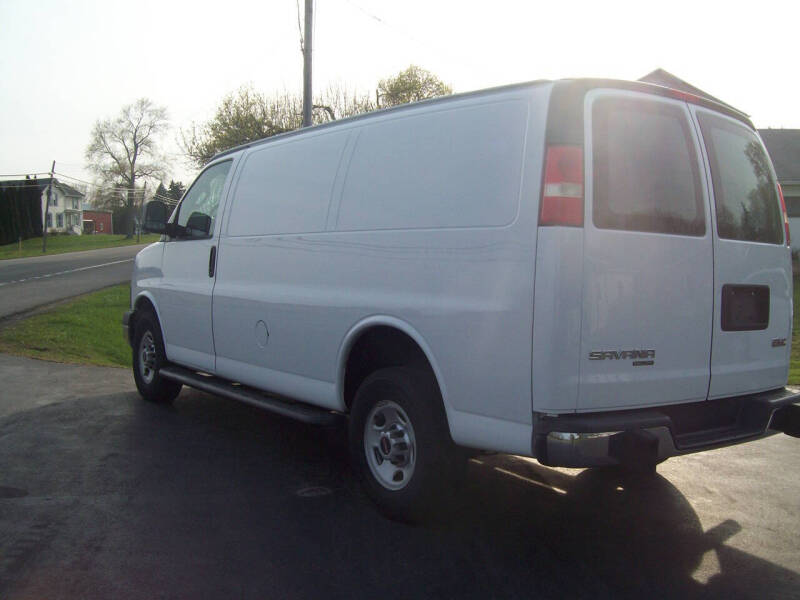 2016 GMC Savana 2500