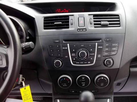 2013 Mazda MAZDA5 Sport