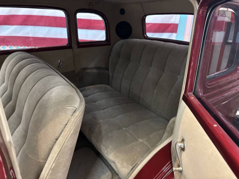 1934 Plymouth Model PE