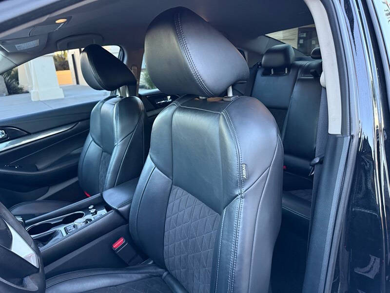 2017 Nissan Maxima 3.5 SR