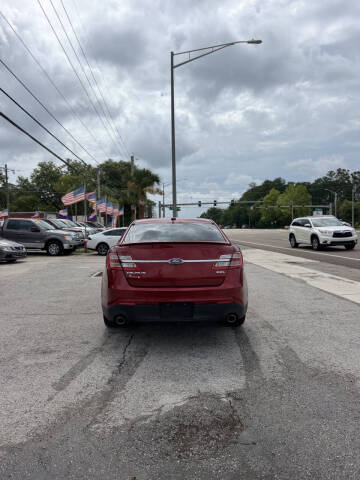 2016 Ford Taurus SEL