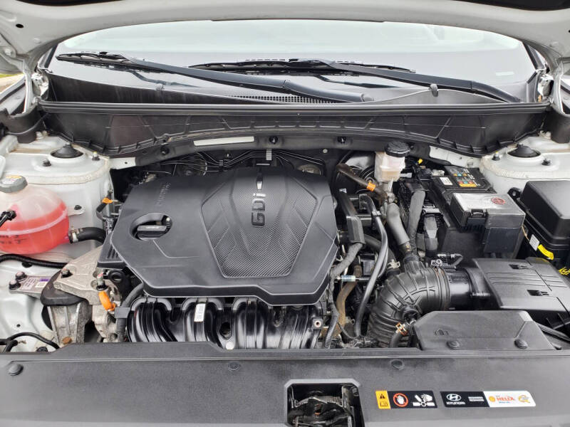 2022 Hyundai Tucson SE