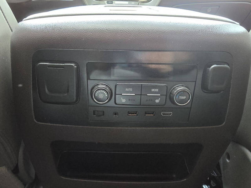 2017 GMC Yukon XL Denali