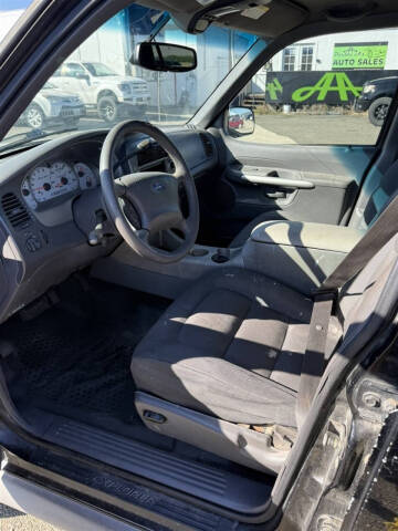 2002 Ford Explorer Sport Trac Value