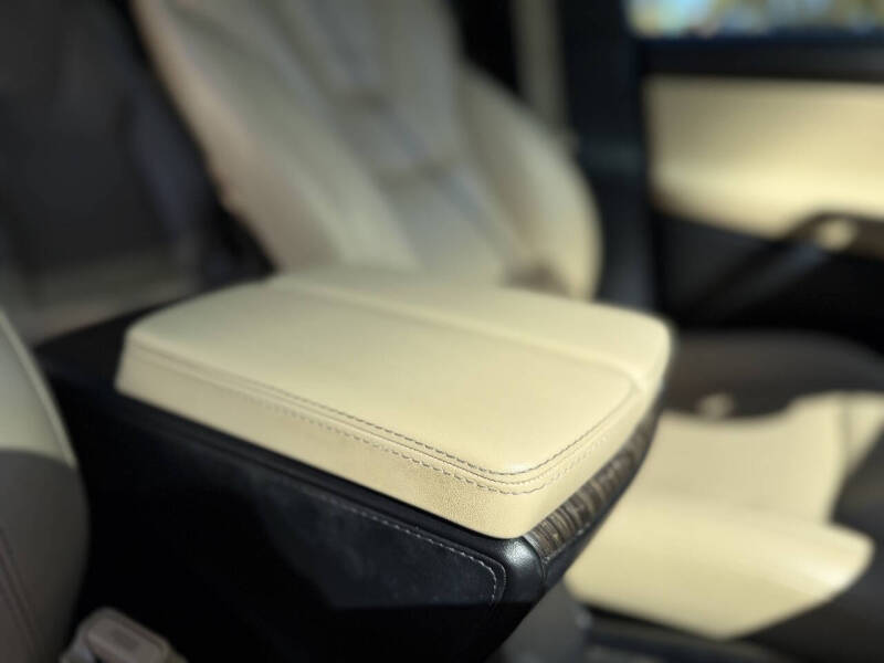 2016 Tesla Model X 90D