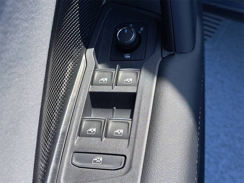 2026 Volkswagen Tiguan SE R-Line Black 4Motion