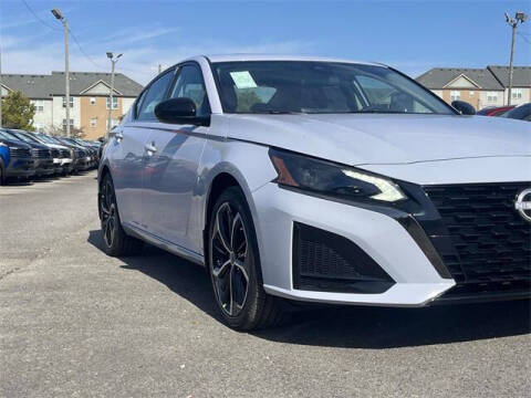 2025 Nissan Altima 2.5 SR