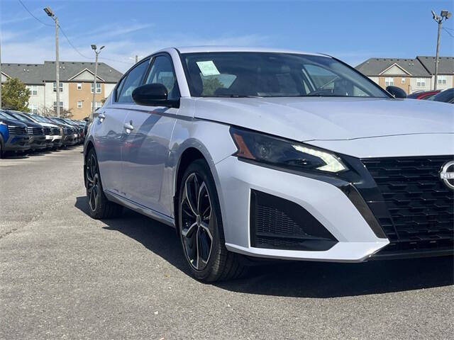 2025 Nissan Altima 2.5 SR