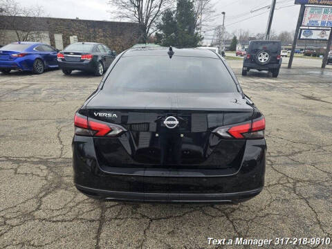 2025 Nissan Versa SV