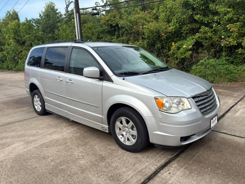 2010 Chrysler Town and Country Touring
