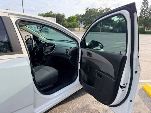 2017 Chevrolet Sonic LS Manual