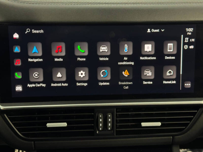 2023 Porsche Cayenne S Platinum Edition