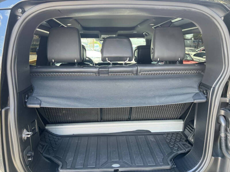 2022 Land Rover Defender 90 Carpathian Edition