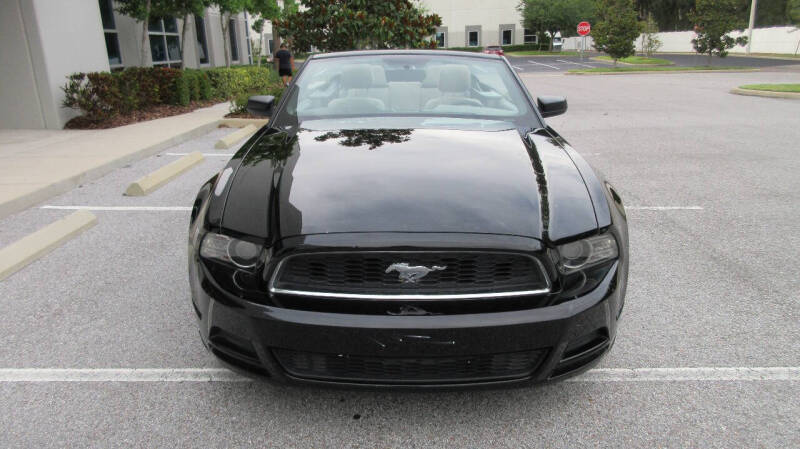 2014 Ford Mustang V6