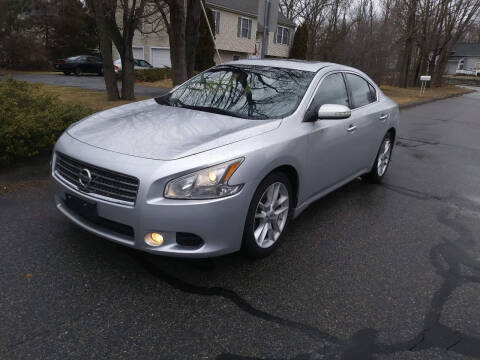 2010 Nissan Maxima for sale at Reliable Motors in Seekonk MA