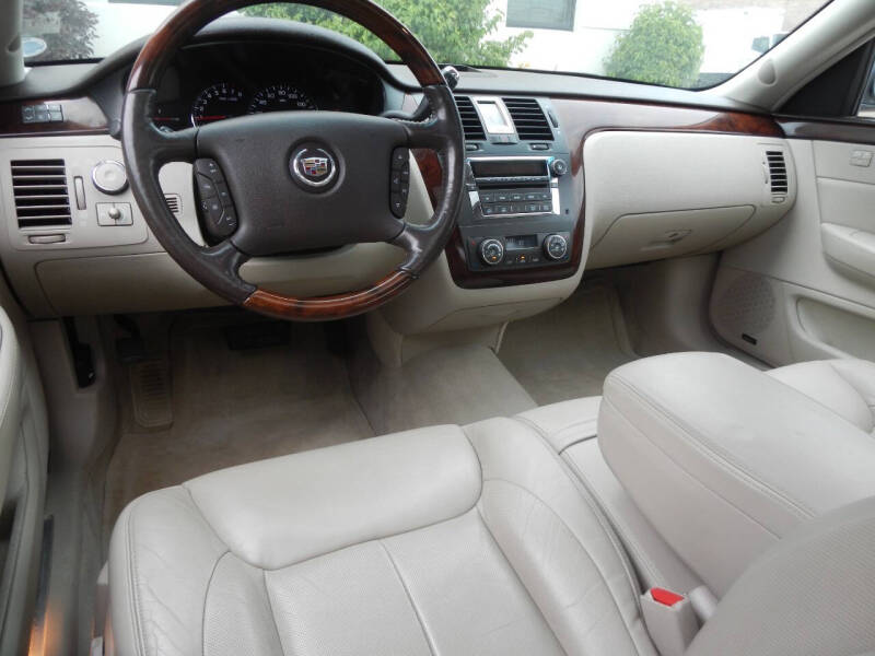 2007 Cadillac DTS Luxury II