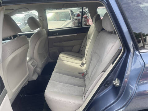 2013 Subaru Outback 2.5i Premium