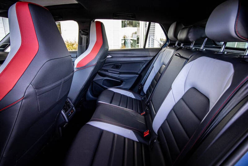 2026 Volkswagen Golf GTI Autobahn