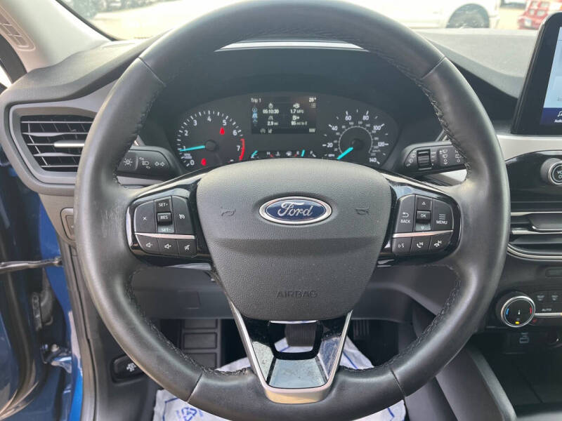 2022 Ford Escape SE