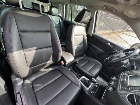 2014 Volkswagen Tiguan SEL 4Motion