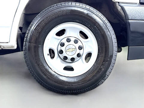 2021 Chevrolet Express 2500