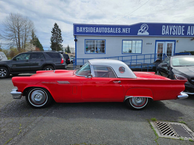 1957 Ford Thunderbird