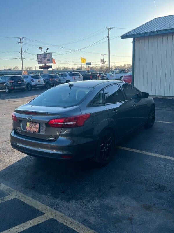 2016 Ford Focus SE