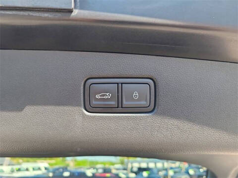 2025 Genesis GV70 2.5T Standard