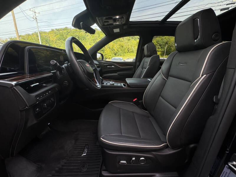 2024 Cadillac Escalade Premium Luxury