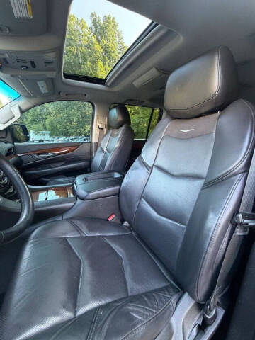 2018 Cadillac Escalade ESV Luxury