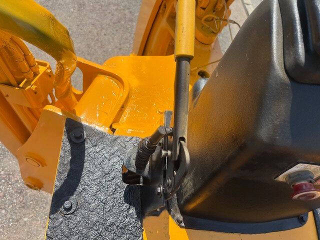 2015 Freightliner M2 106