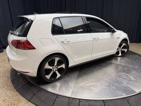 2016 Volkswagen Golf GTI SE