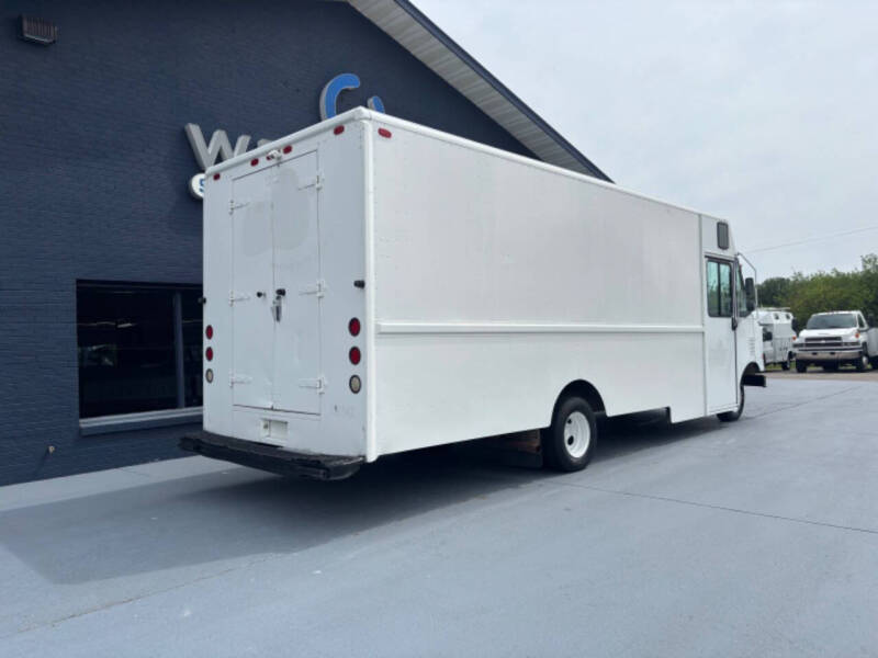 2006 Ford E350 Step Van